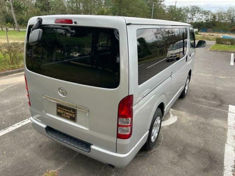 HIACE VAN