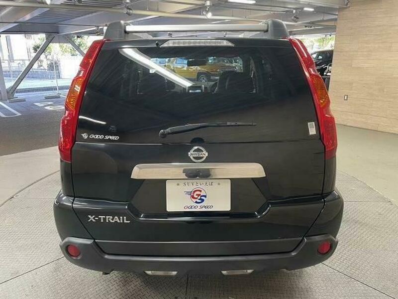 X-TRAIL-18