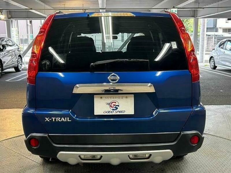 X-TRAIL-18