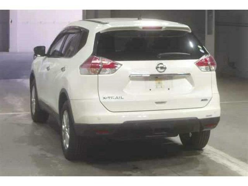 X-TRAIL-1