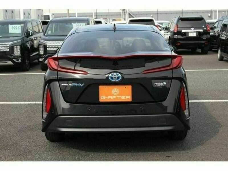 PRIUS PHV-9