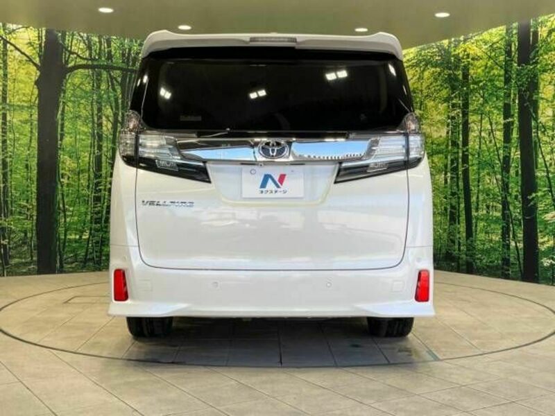 VELLFIRE-16