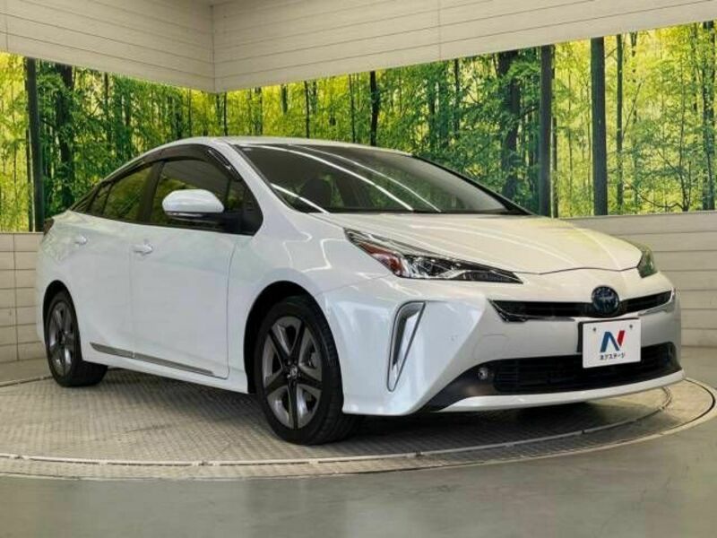 PRIUS-16