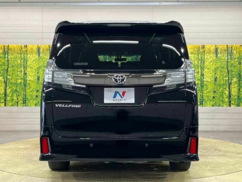 VELLFIRE-16