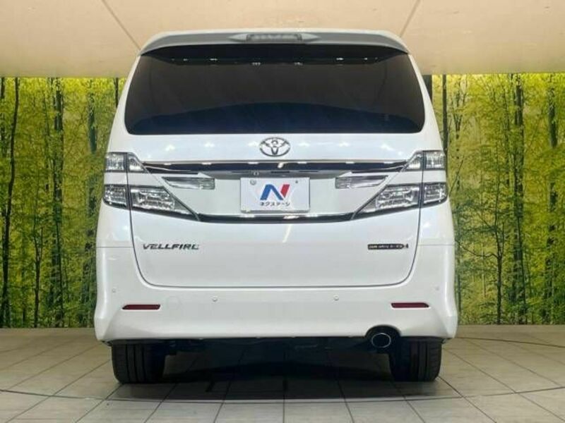 VELLFIRE-16