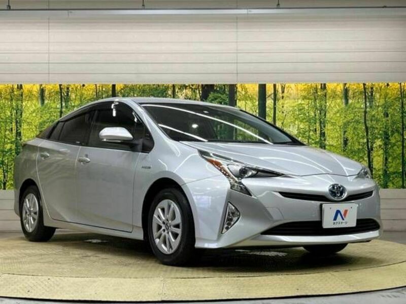 PRIUS-16