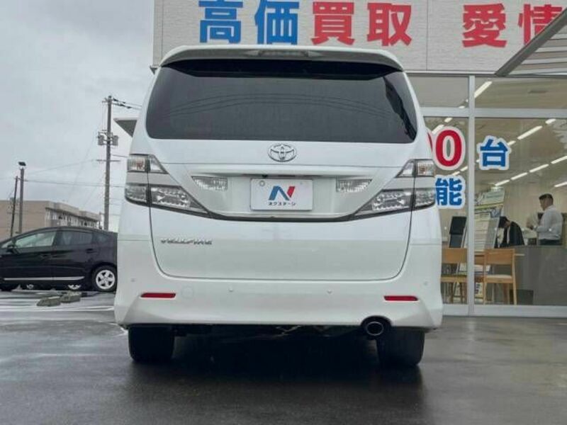 VELLFIRE-16