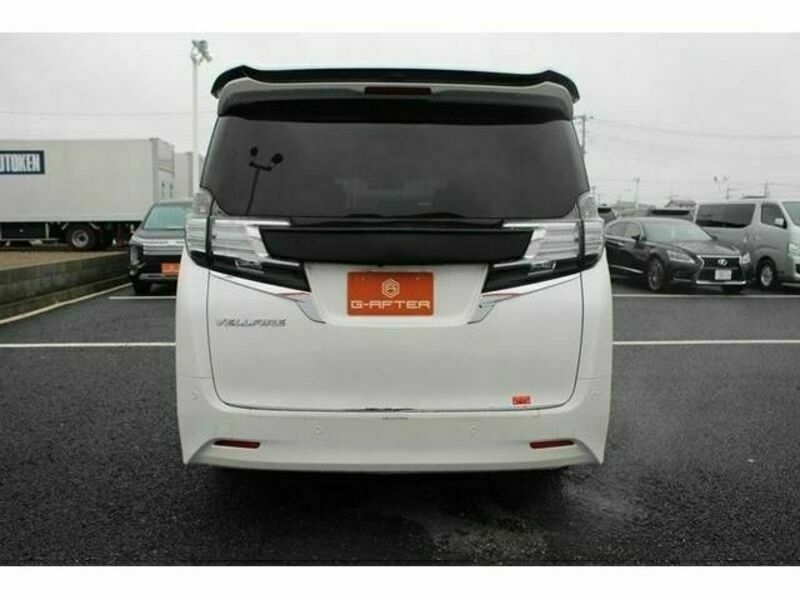 VELLFIRE-9