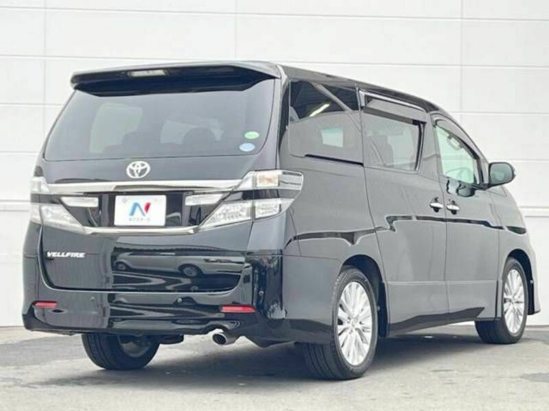 VELLFIRE-18