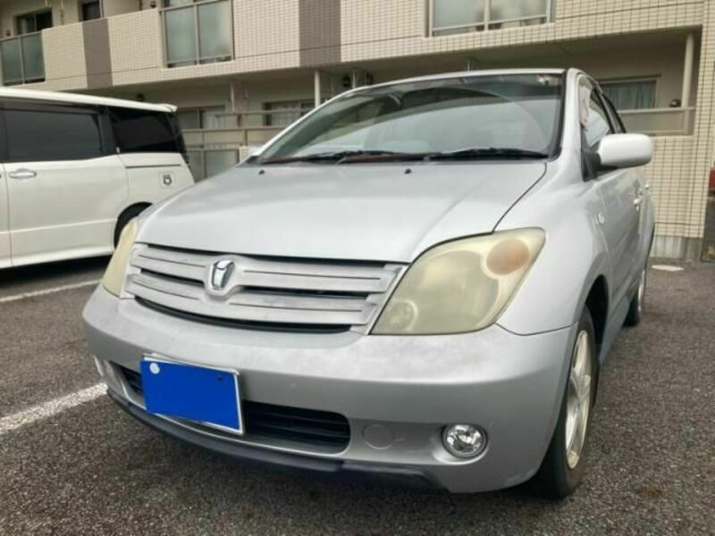 TOYOTA　IST