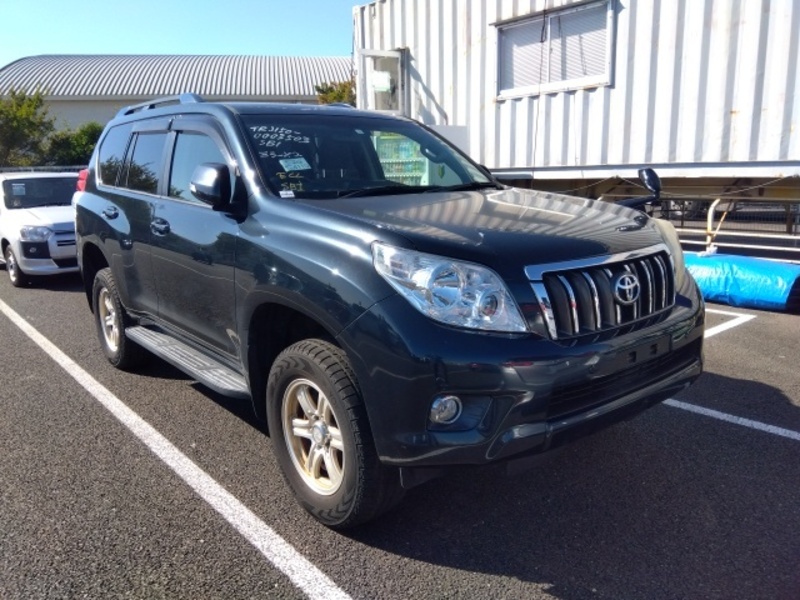 LAND CRUISER PRADO-1