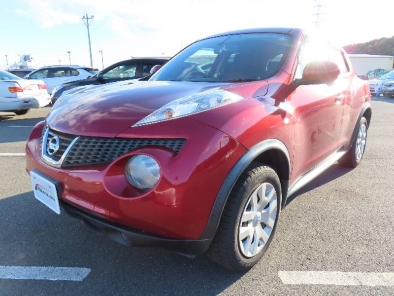 NISSAN　JUKE