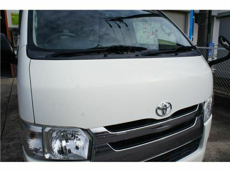 HIACE VAN-11