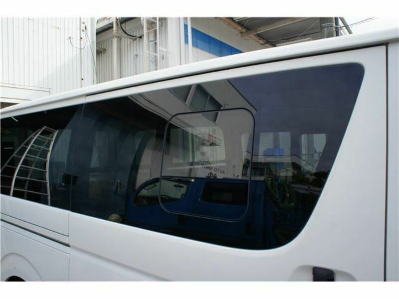 HIACE VAN-19