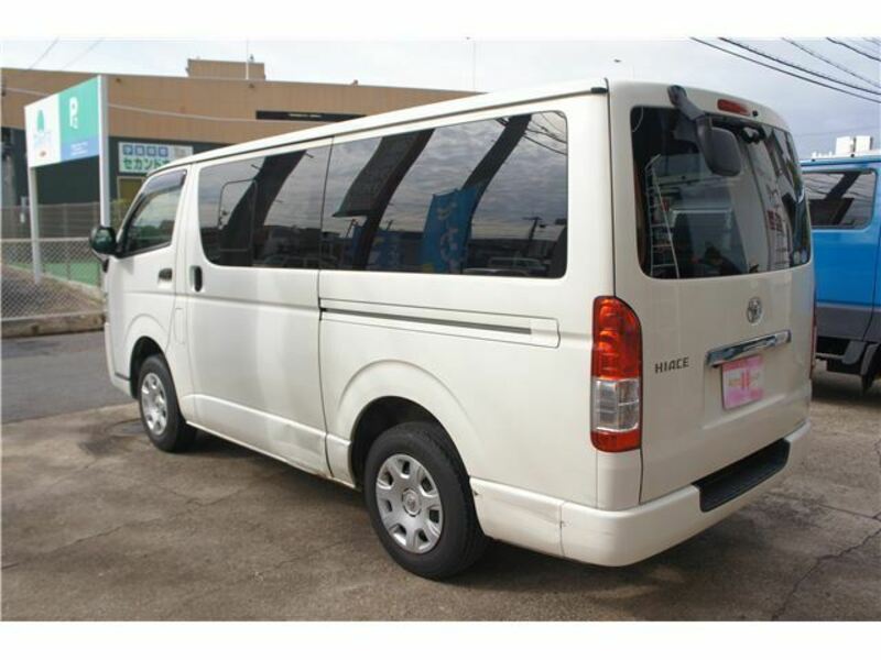 HIACE VAN-22