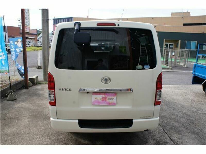 HIACE VAN-23