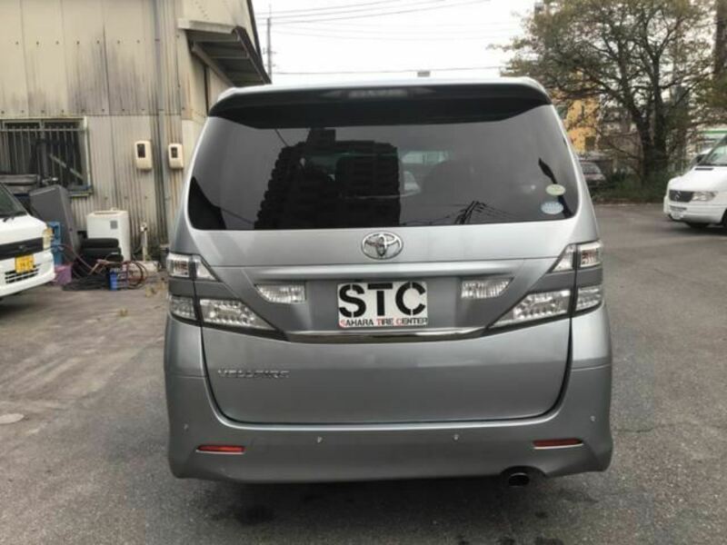 VELLFIRE-4