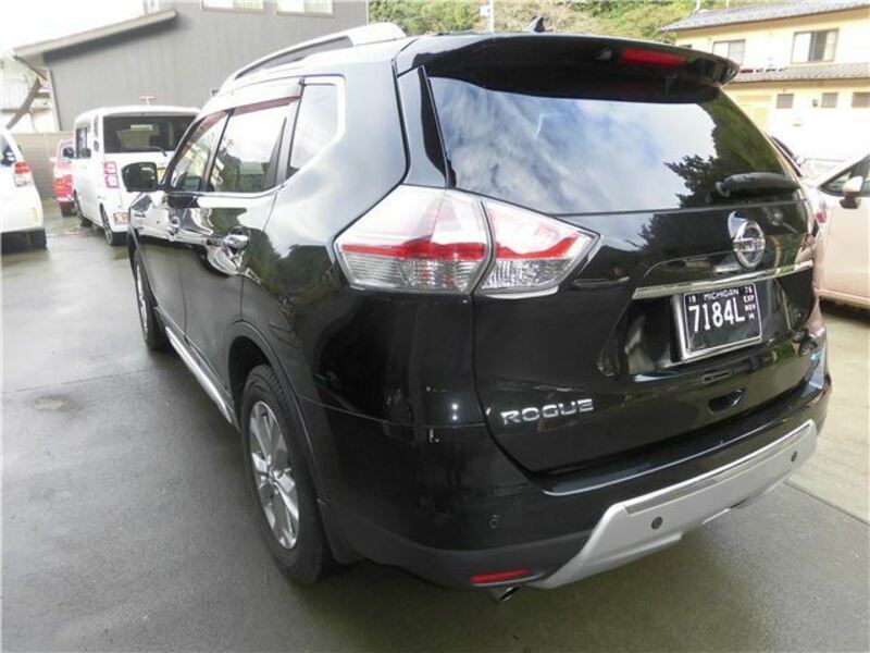 X-TRAIL-1