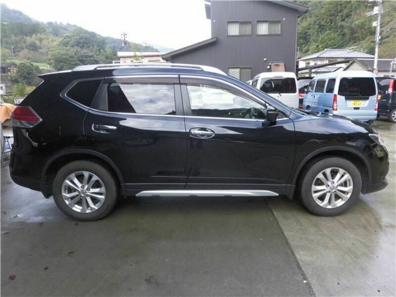 X-TRAIL-11