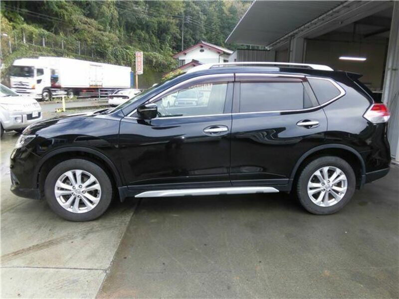 X-TRAIL-12