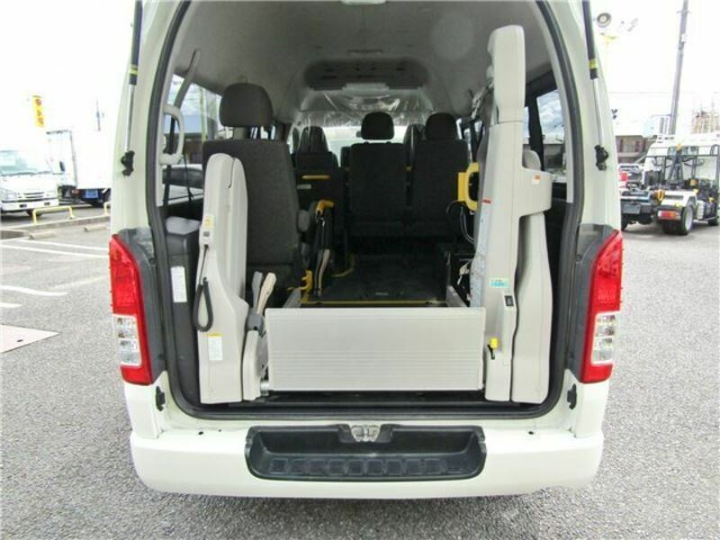 HIACE-5