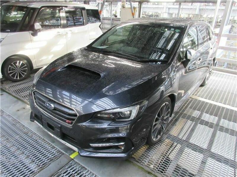 SUBARU　LEVORG