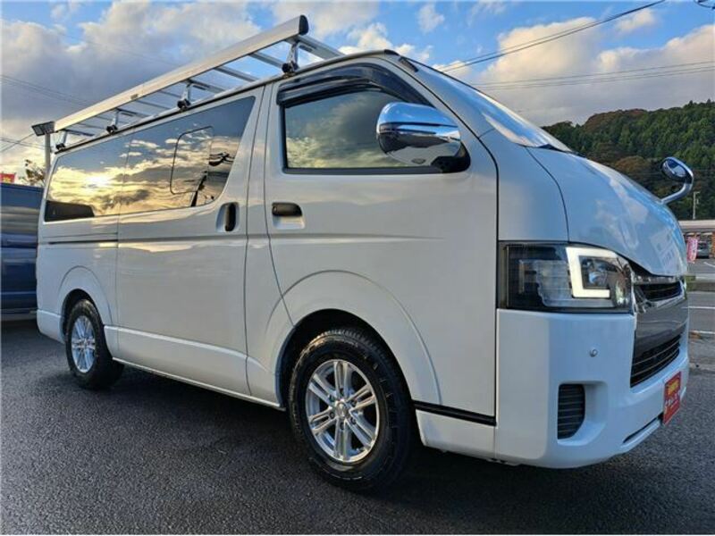 HIACE VAN-24