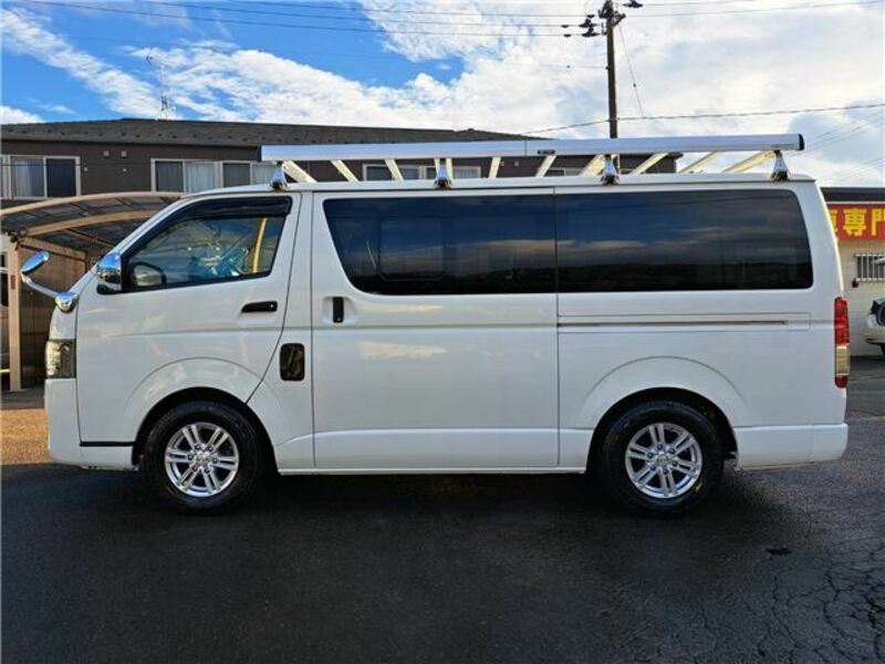 HIACE VAN-29