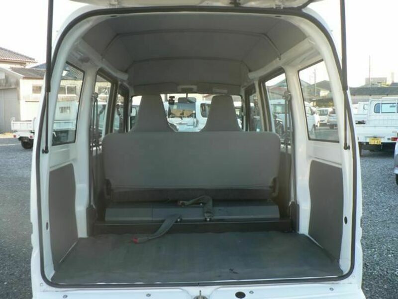 MINICAB VAN-18