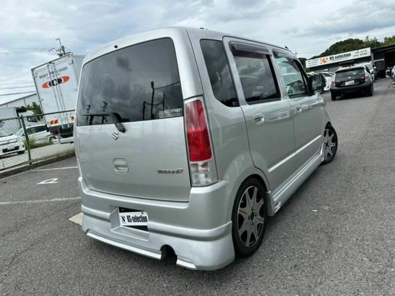 WAGON R-1