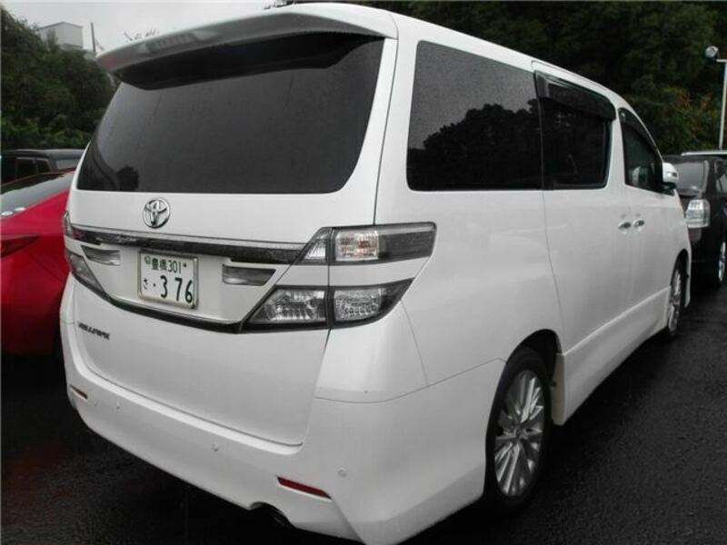 VELLFIRE-1