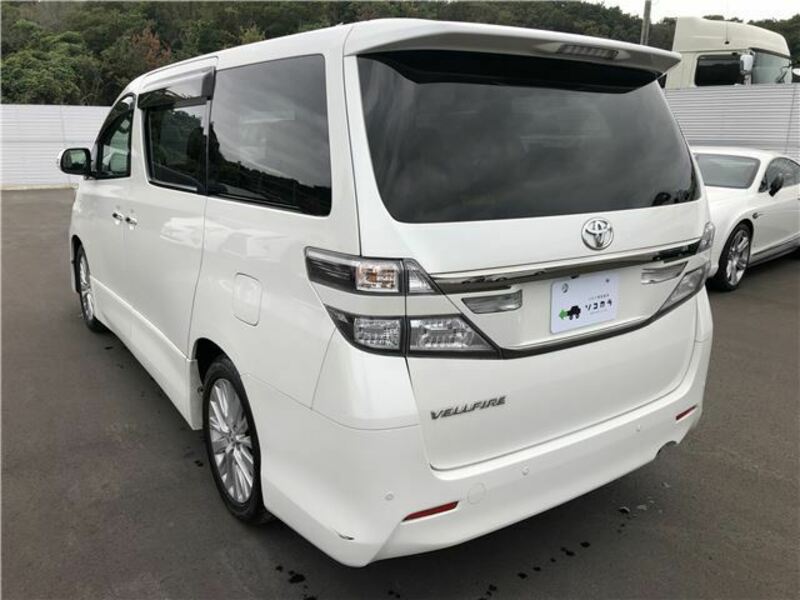 VELLFIRE-9