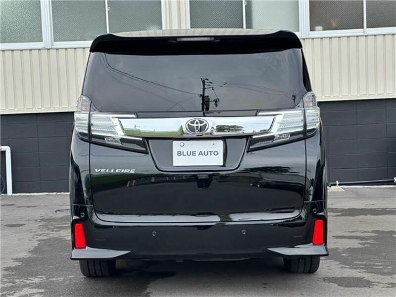 VELLFIRE-7