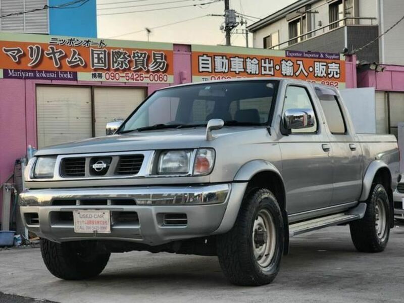 DATSUN PICKUP-6