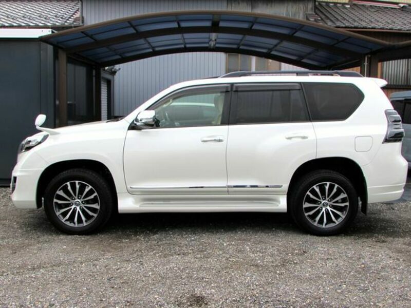 LAND CRUISER PRADO-6