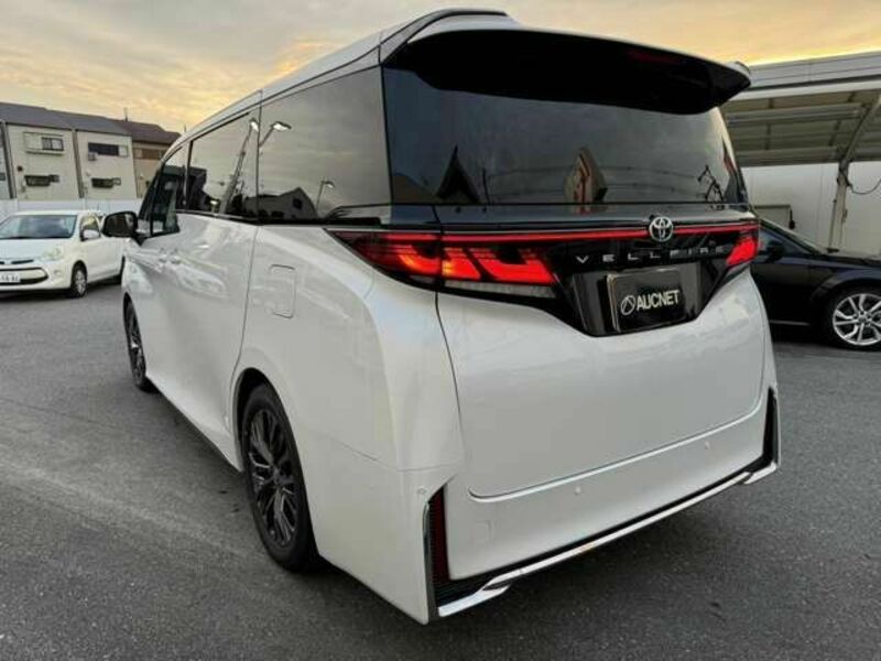 VELLFIRE-2