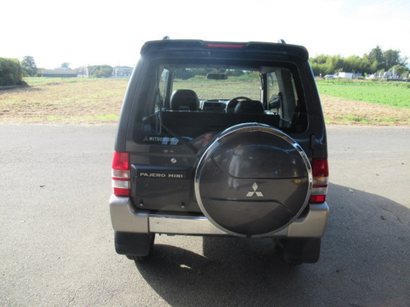 PAJERO MINI-10