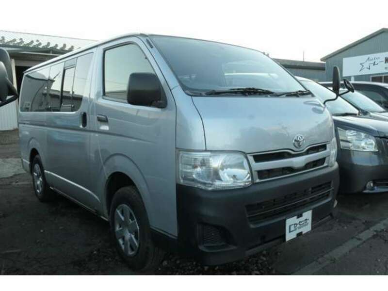 HIACE VAN-6