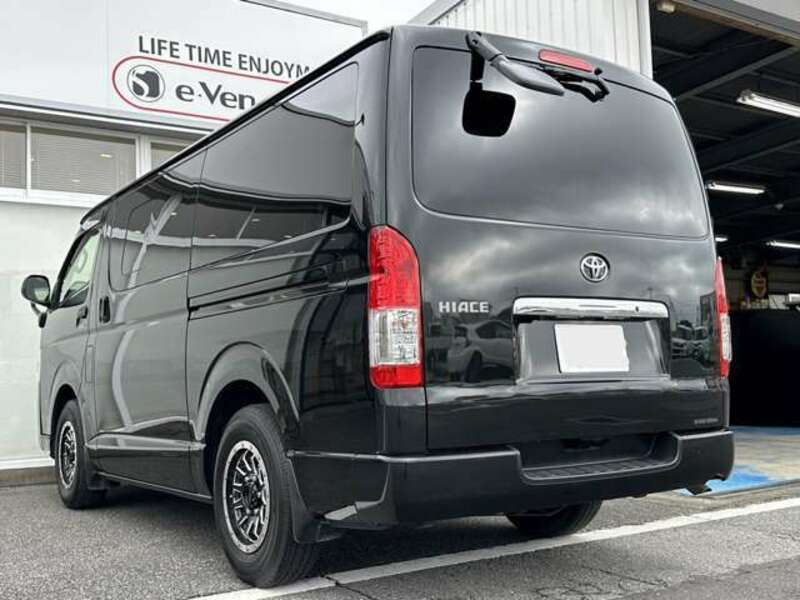 HIACE VAN-12