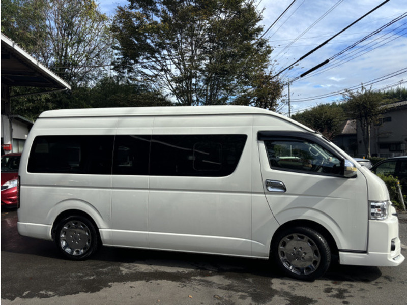 HIACE VAN-3