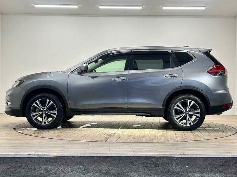 X-TRAIL-15