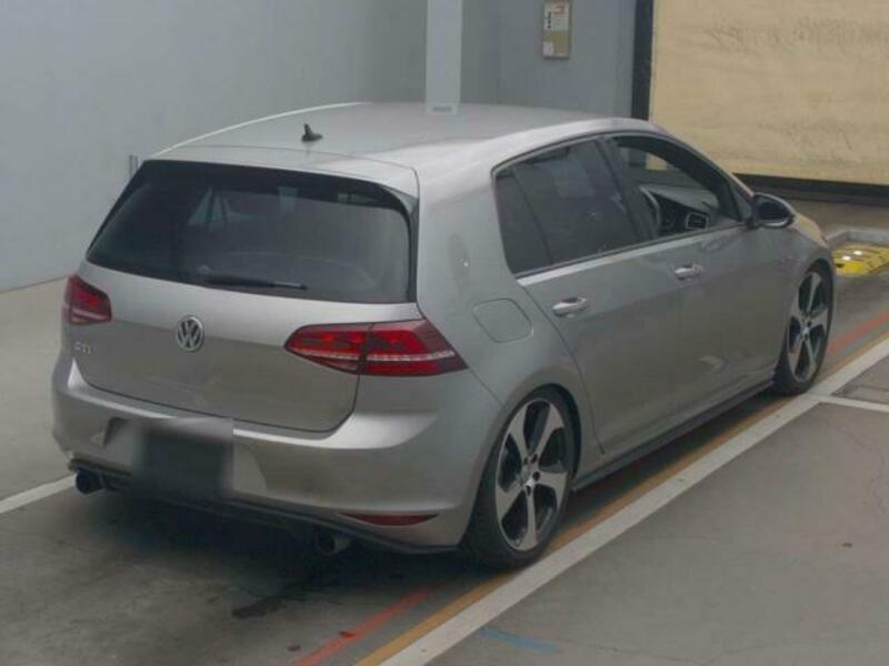 GOLF GTI-6