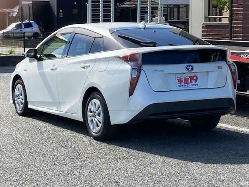 PRIUS-1