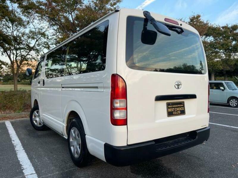 HIACE VAN-1