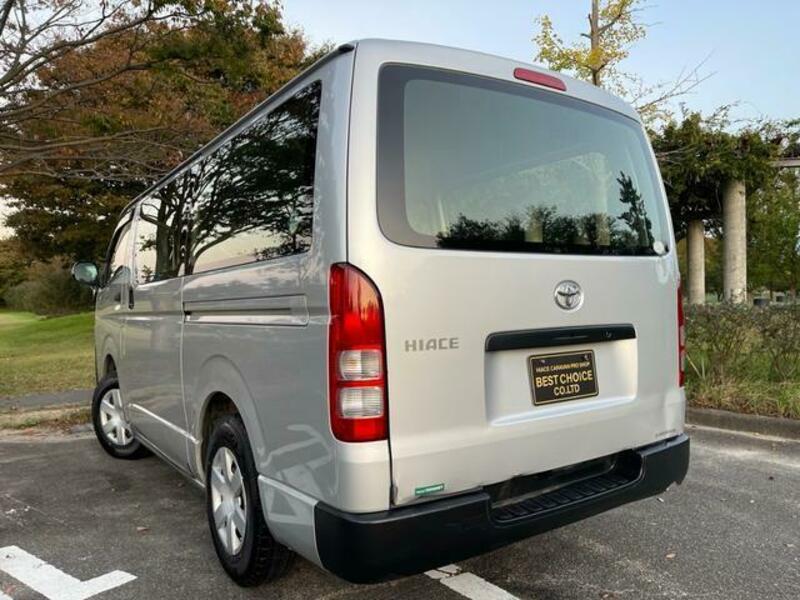 HIACE VAN