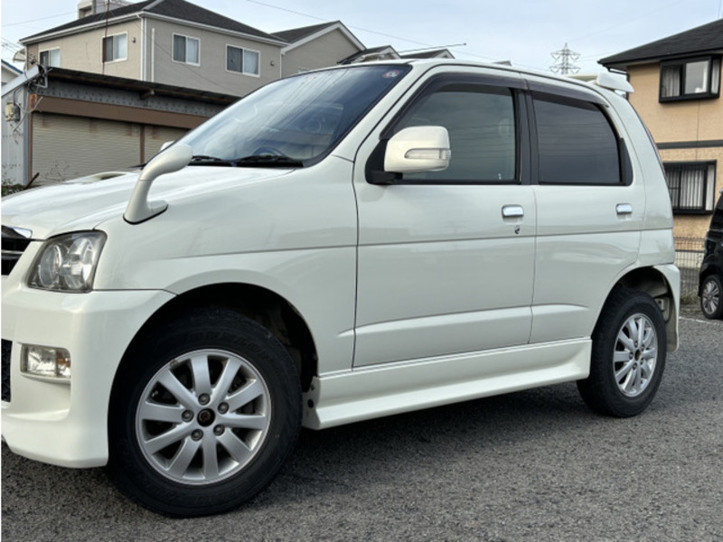 DAIHATSU　TERIOS KID