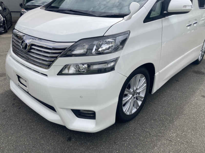 VELLFIRE-10