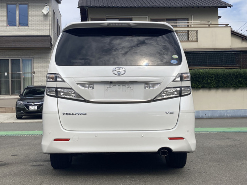 VELLFIRE-7