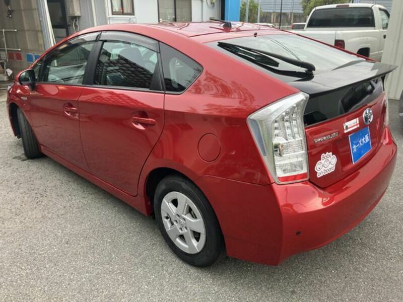 PRIUS-3