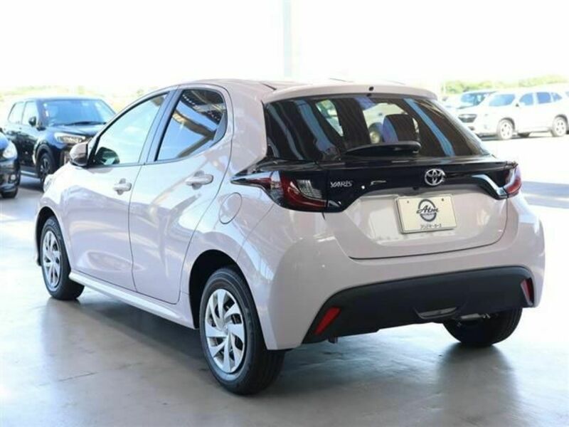 YARIS-5